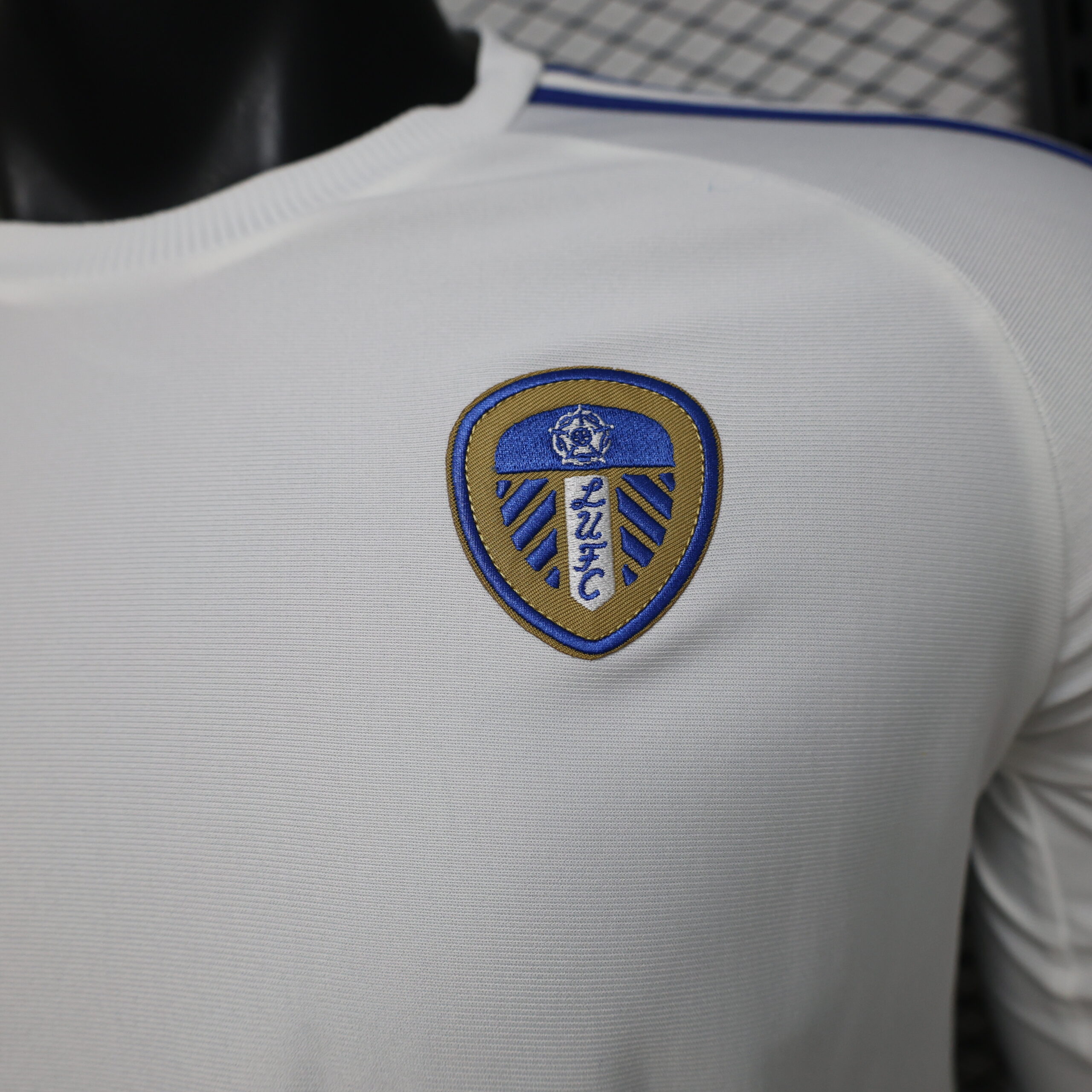 26 Leeds United Player Version White Casual Retro Long Sleeve Jersey S-3XL 5