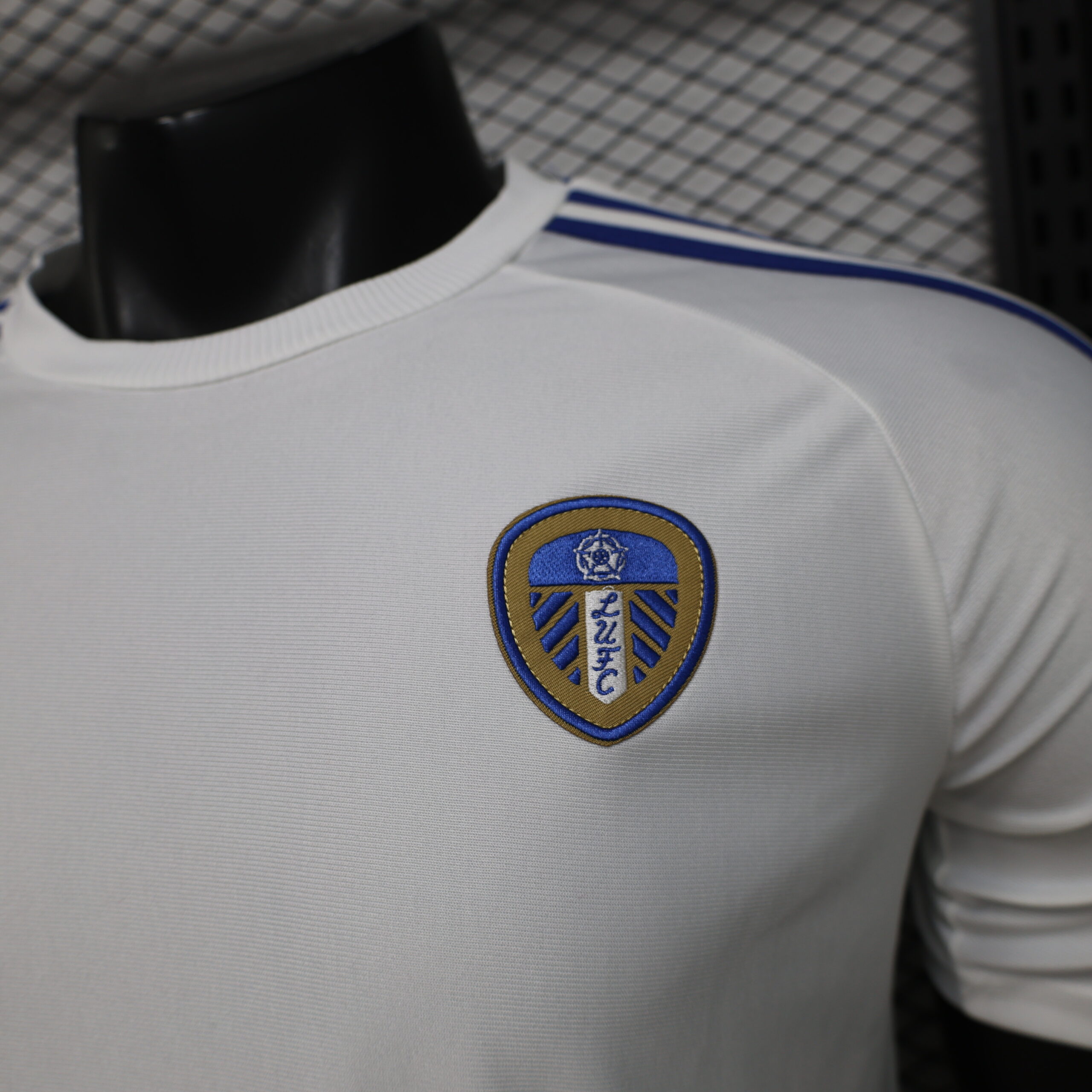 26 Leeds United White Casual Retro Player Version Jersey S-3XL 5