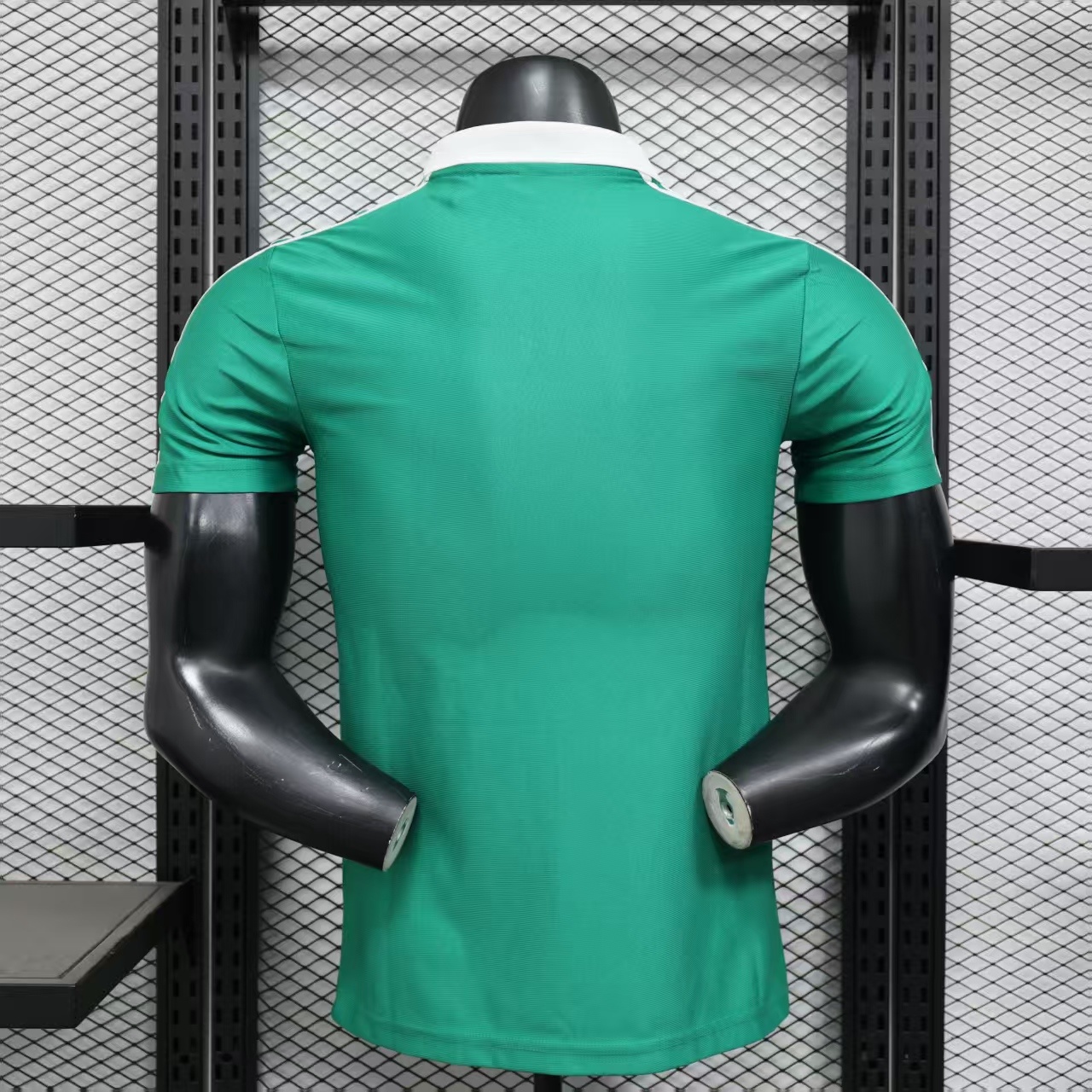 Player Version Trefoil Casual Style 1