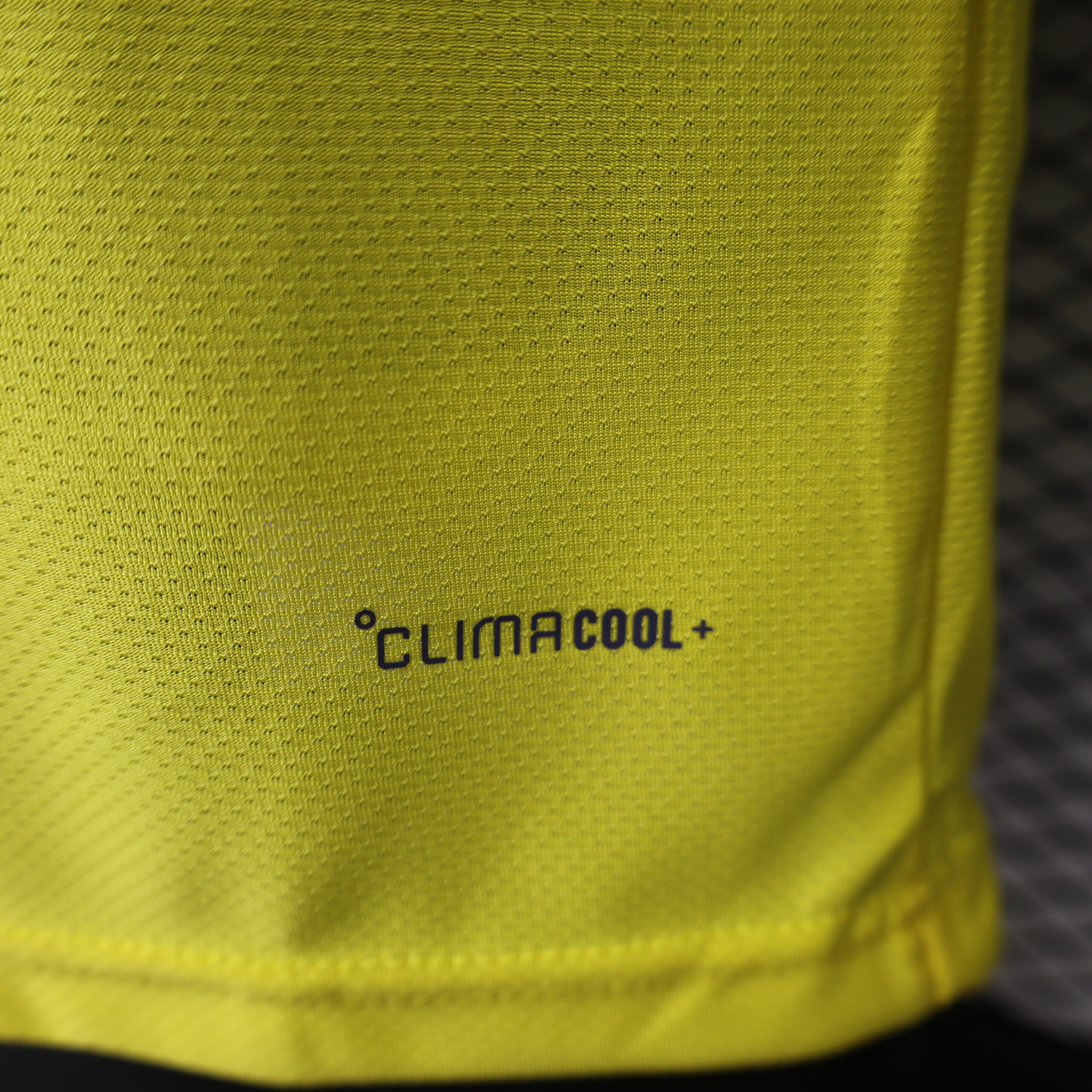 Colombia Retro Casual 1
