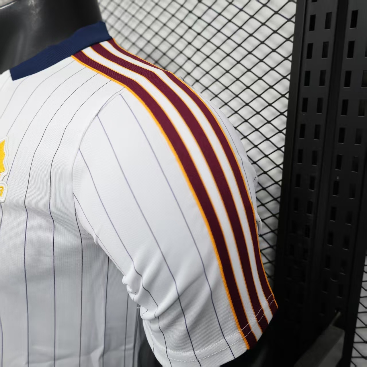 Roma Casual Jersey 4