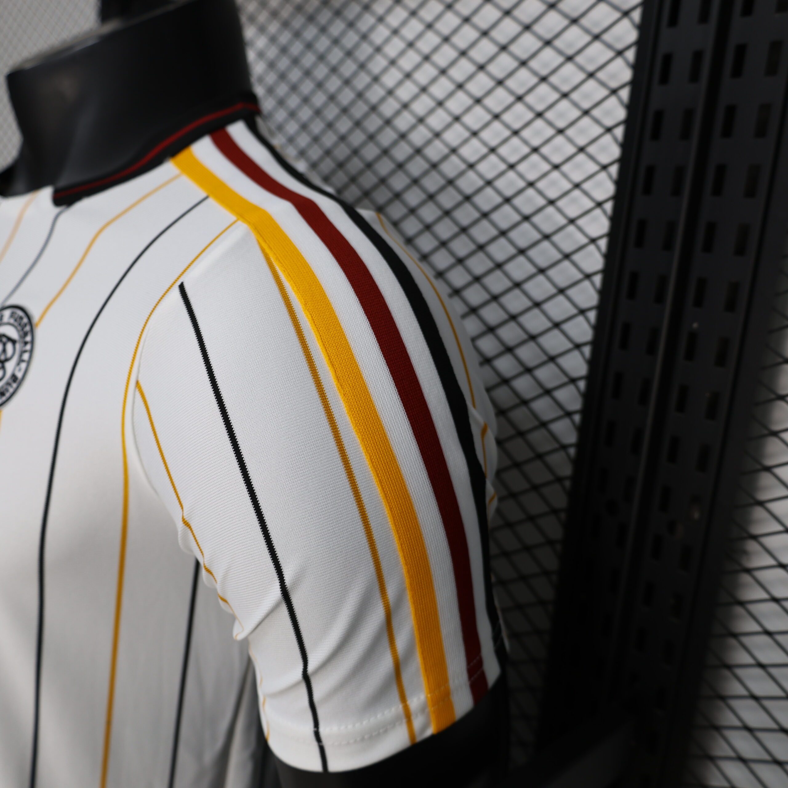 Newcastle Retro Casual Top 4