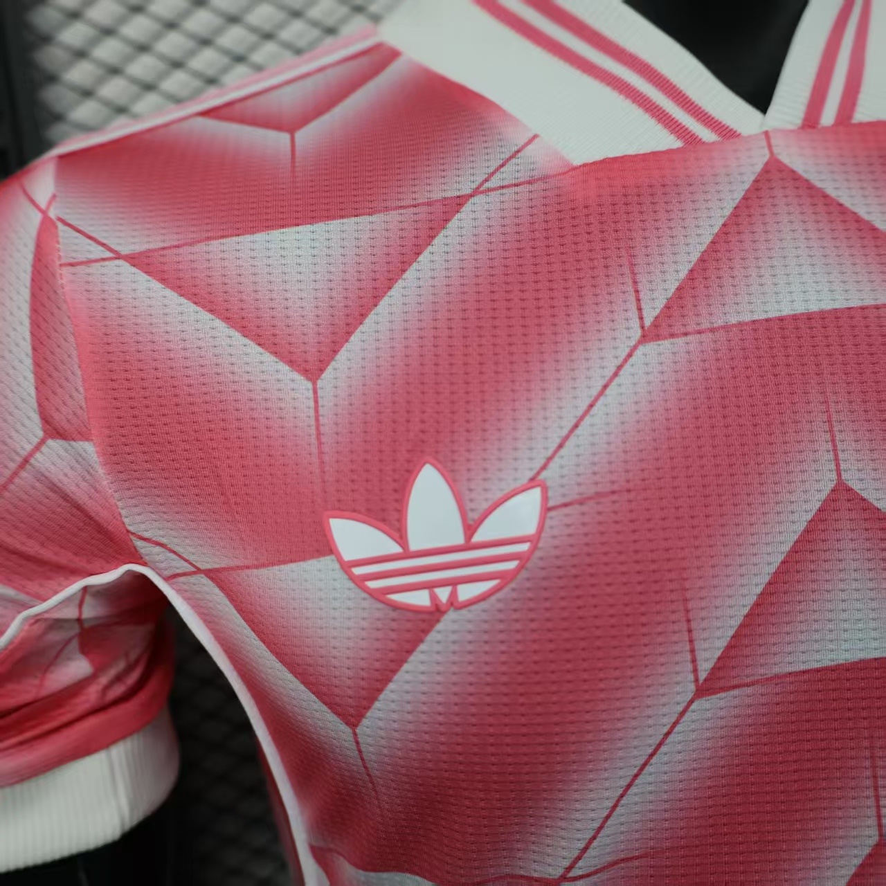 Real Madrid Player Version Special Edition Pink 5