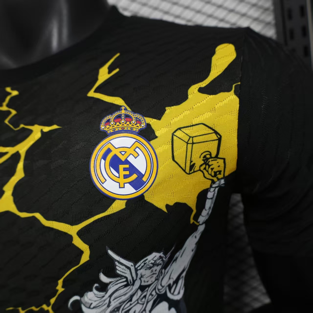 S-3XL Real Madrid Comic Version 7