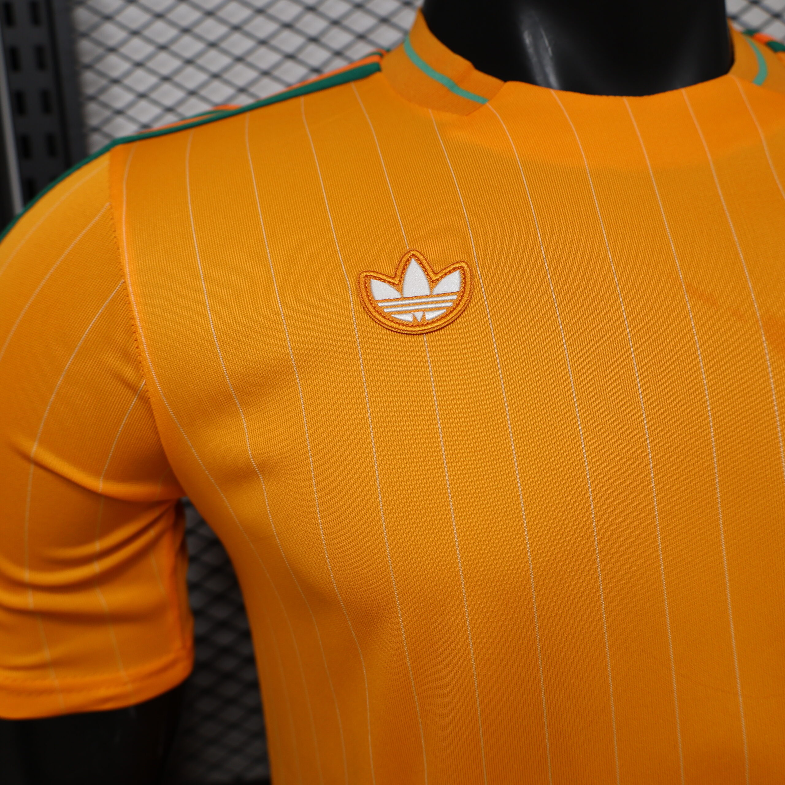 Côte d'Ivoire Retro Casual Style 6