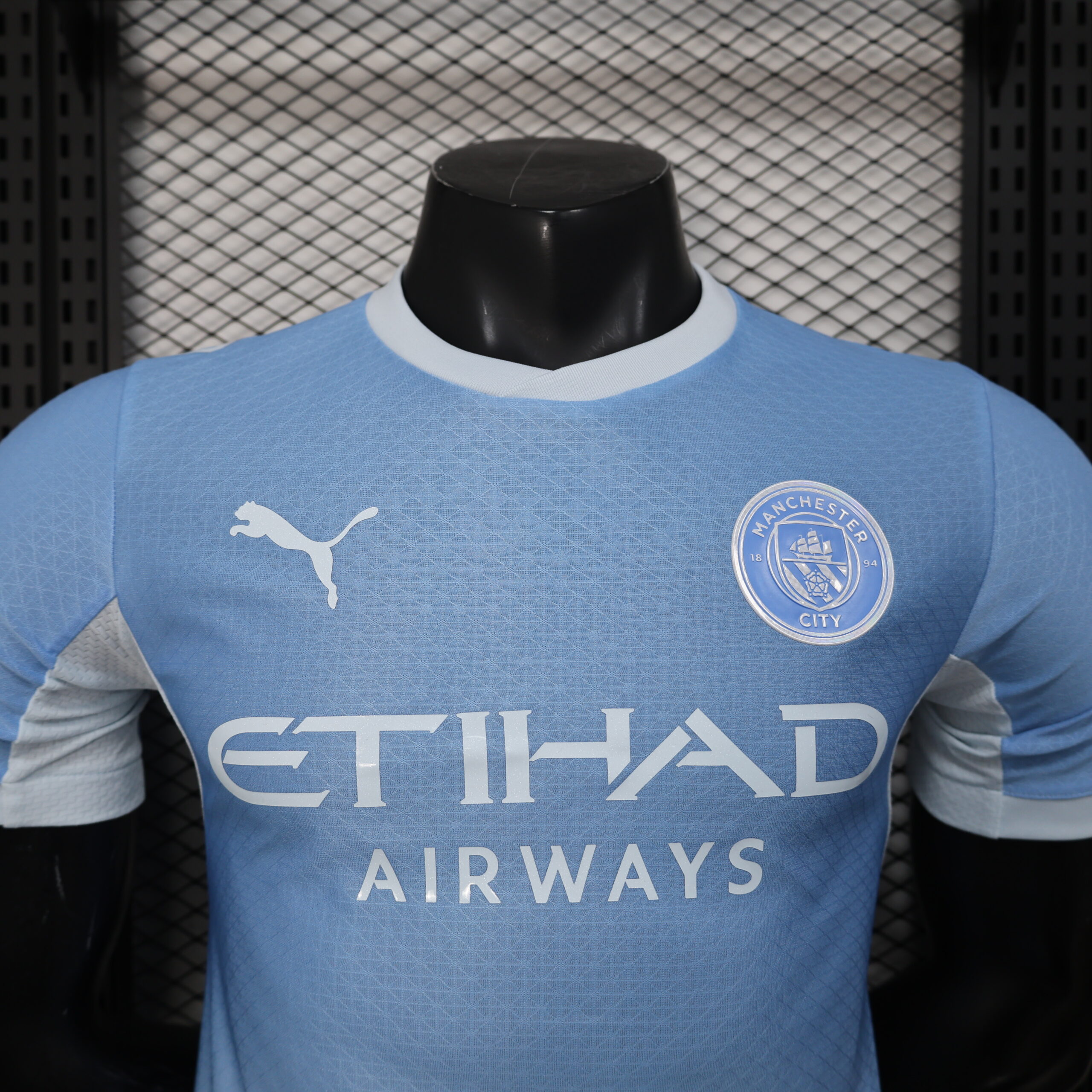26 Manchester City Home Player Version 10